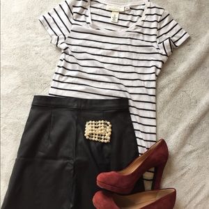 B&W striped t-shirt